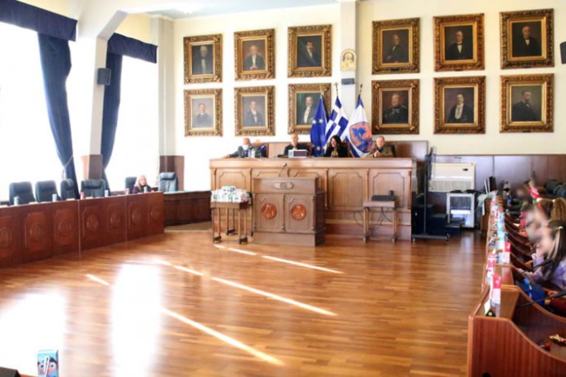 Παράταξη Γαβρίλη: "Καταψηφίσαμε την αύξηση των τελών στον Δήμο Πειραιά"