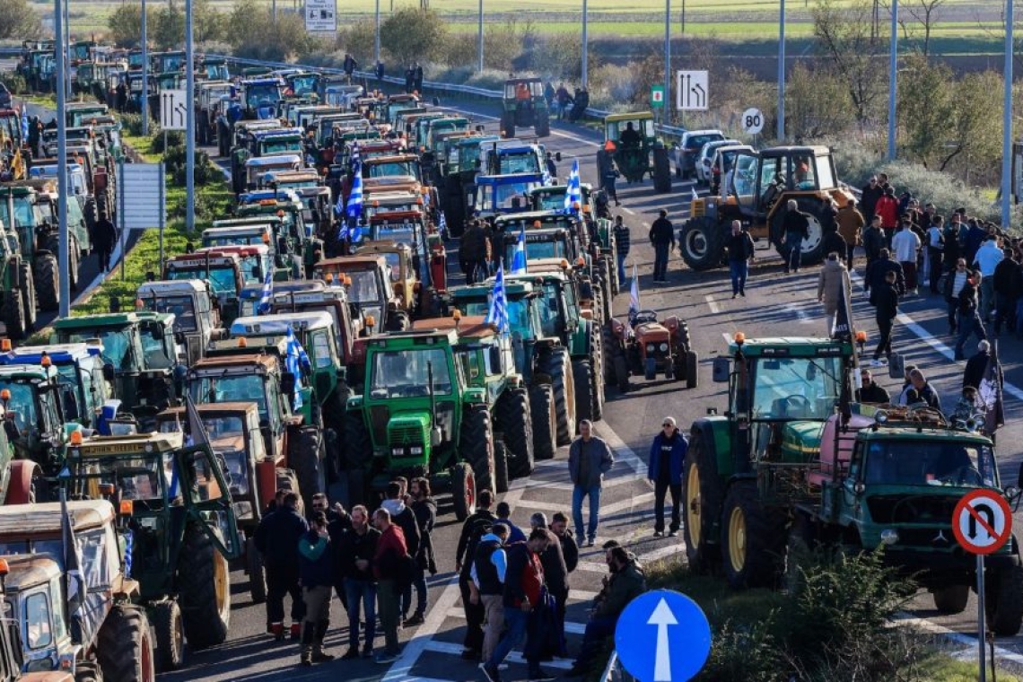 Πειραιάς: Στο πλευρό των αγροτών οι Σύλλογοι Γονέων και Κηδεμόνων