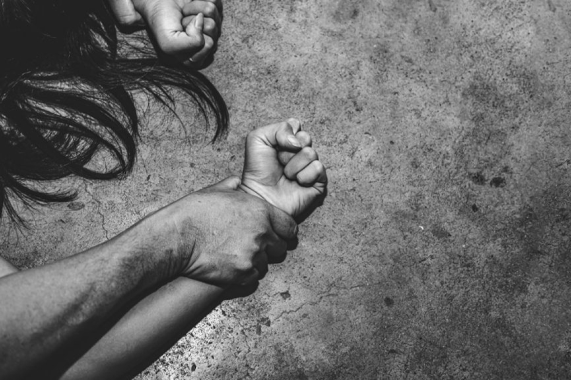 Ομαδικός βιασμός ανήλικης από Ρομά στον Πειραιά