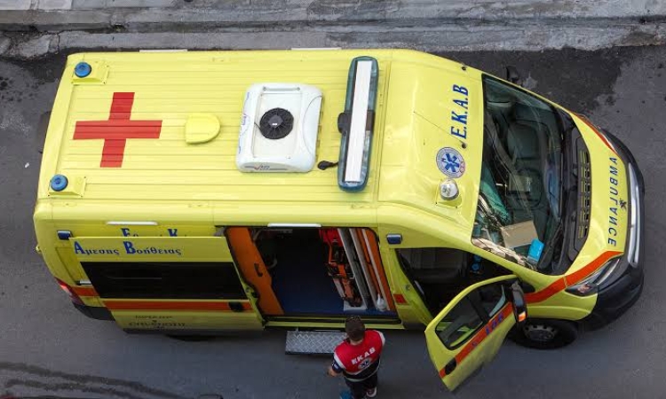 Σαλαμίνα: Στο νοσοκομείο 15χρονη μετά από κατανάλωση αλκοόλ