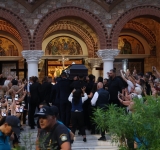 Η Νίκαια αποχαιρέτησε τον Γιώργο Μαζωνάκη